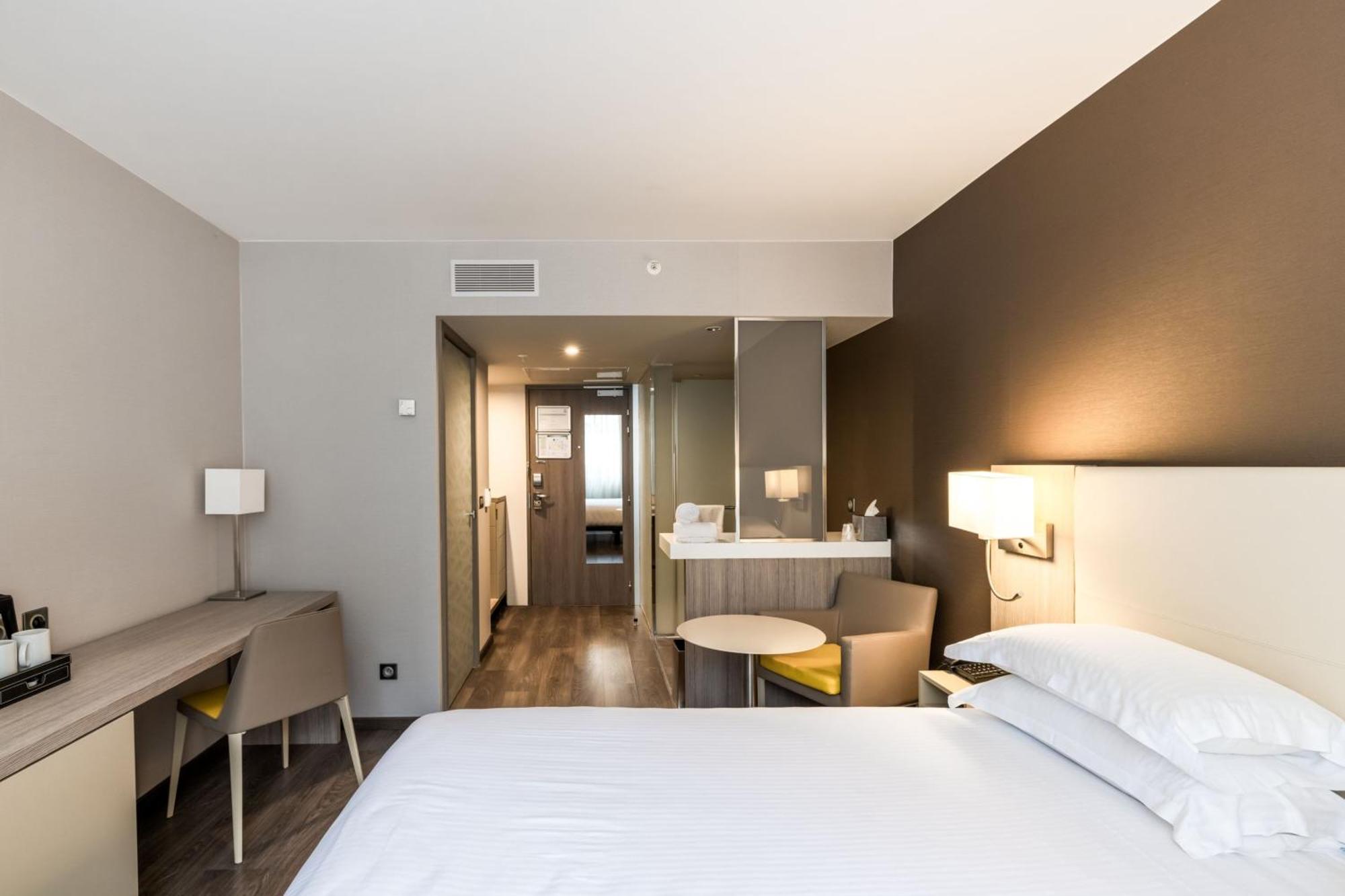 Ac Hotel By Marriott Marseille Prado Velodrome מראה חיצוני תמונה