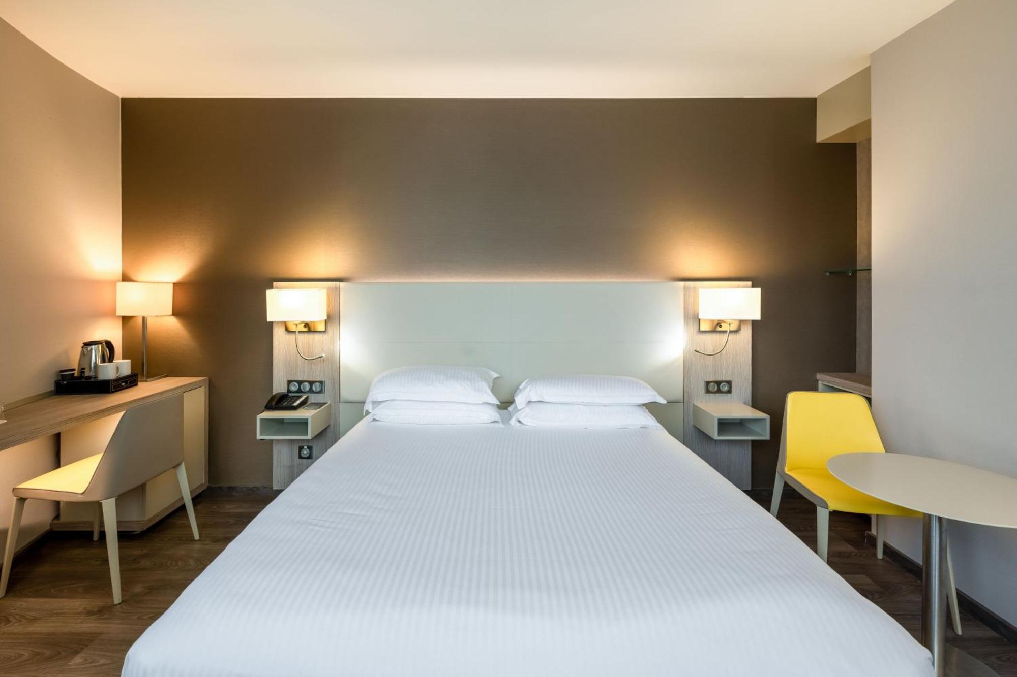 Ac Hotel By Marriott Marseille Prado Velodrome מראה חיצוני תמונה